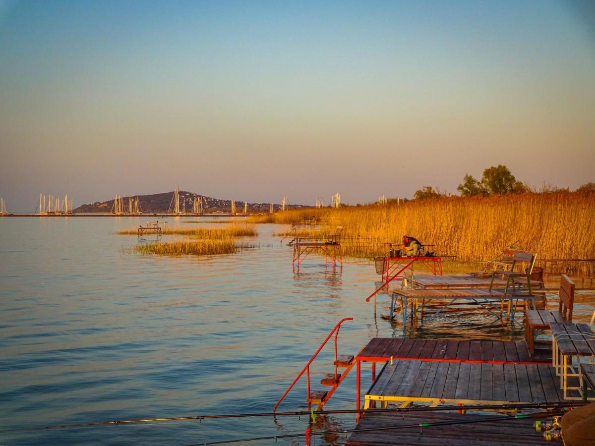 Komfort Home Bursport Bt. Haz Balatonfenyves Exteriör bild