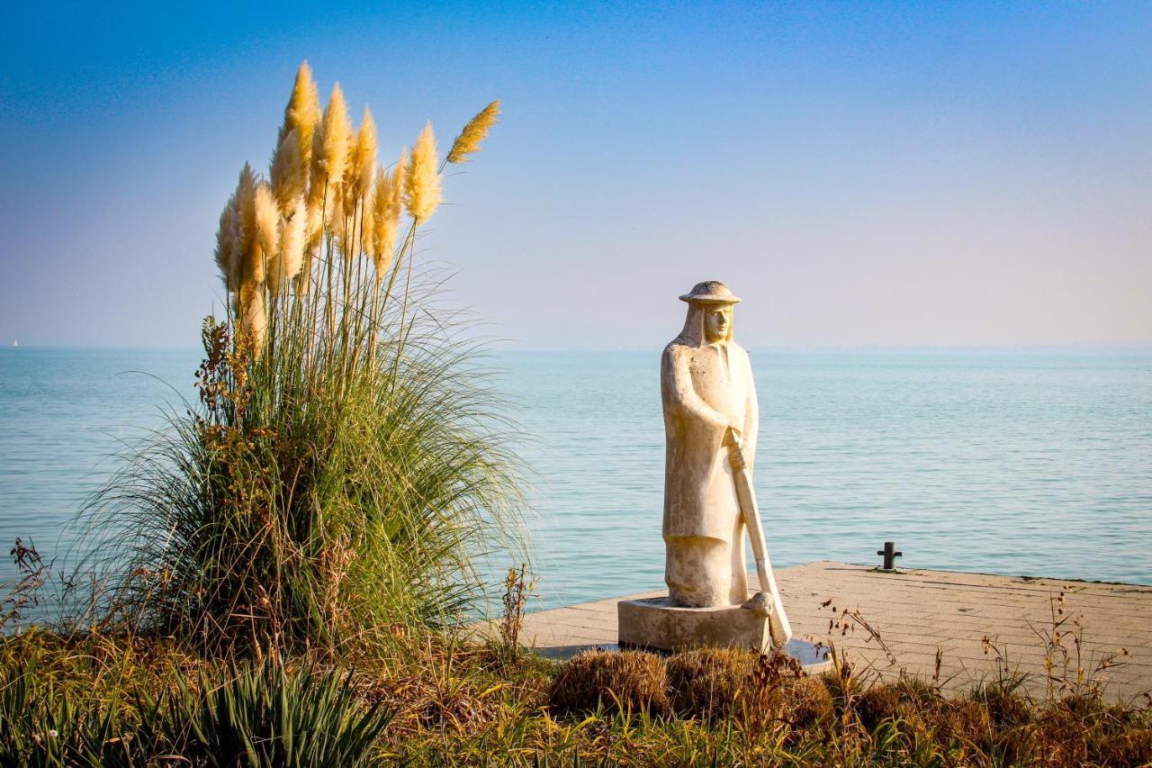 Komfort Home Bursport Bt. Haz Balatonfenyves Exteriör bild
